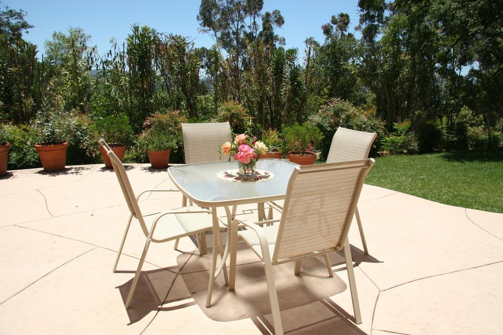 Ojai Retreat & Inn Buitenkant foto