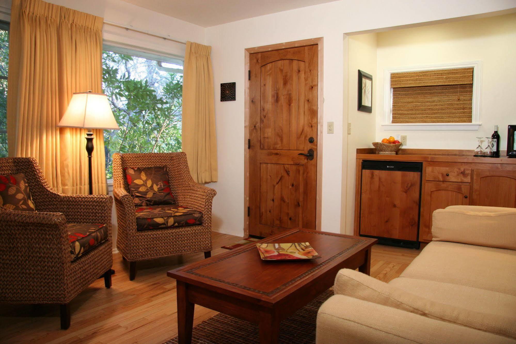 Ojai Retreat & Inn Buitenkant foto
