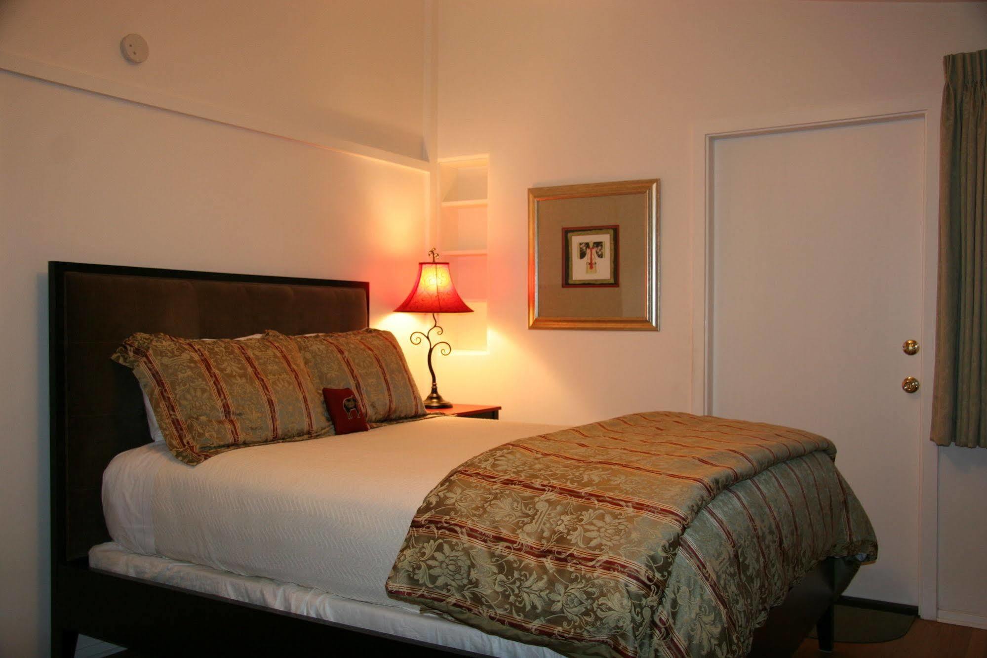 Ojai Retreat & Inn Buitenkant foto