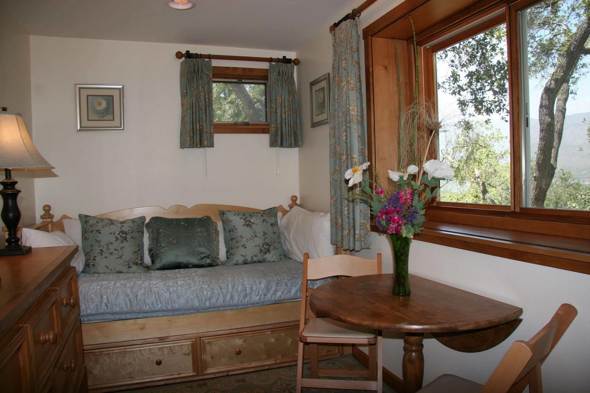 Ojai Retreat & Inn Buitenkant foto